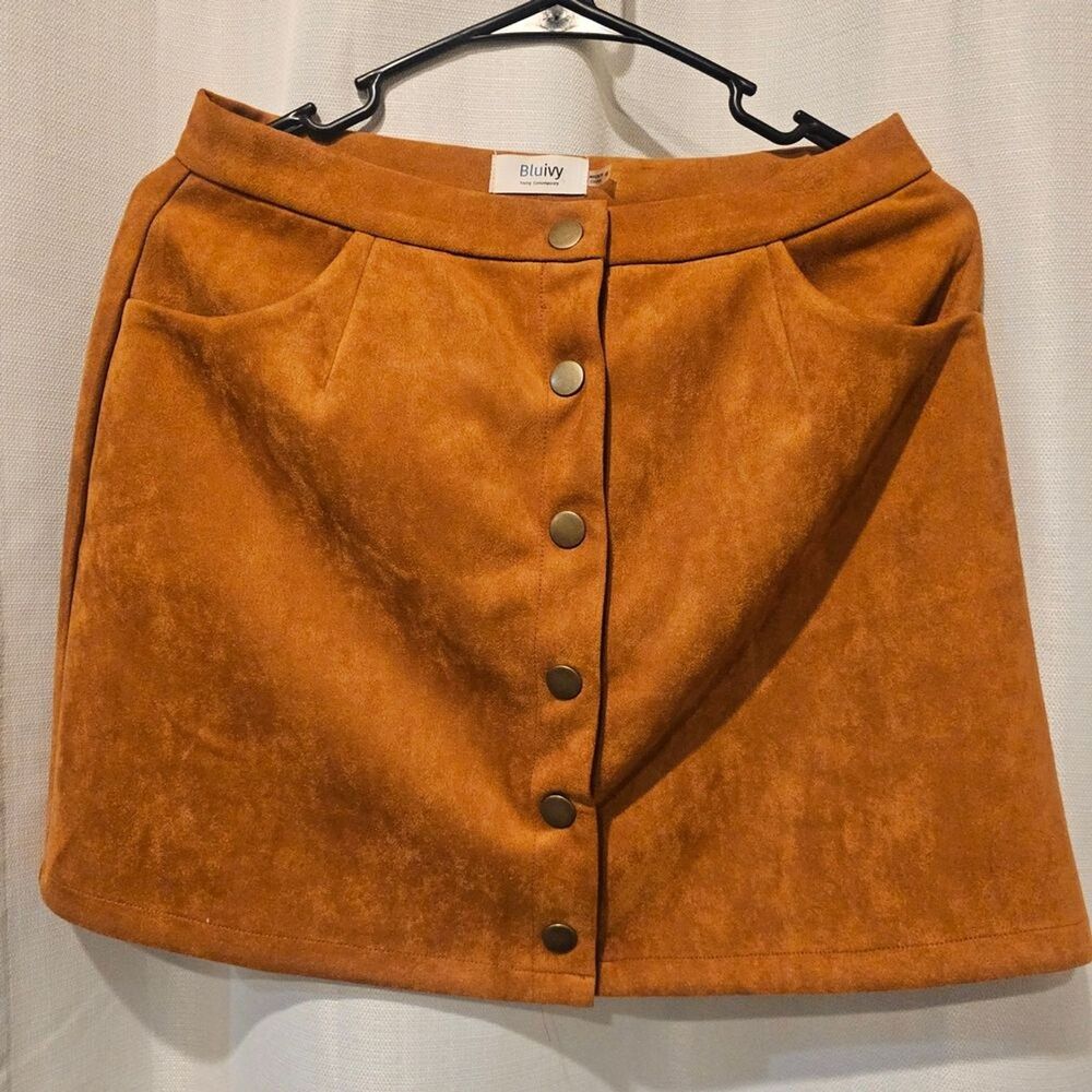 Bluivy Camel Button-Front Mini Skirt Suede Size Medium New